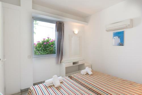 Markakis Apartments