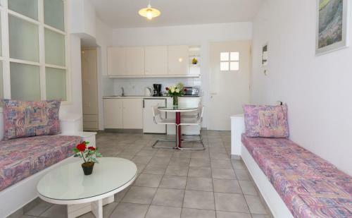 Markakis Apartments
