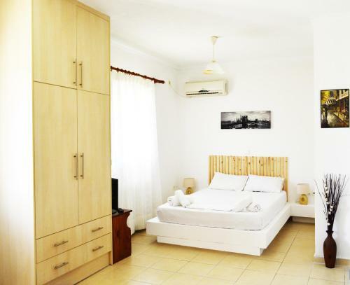 Apartamento Dionysia Rooms
