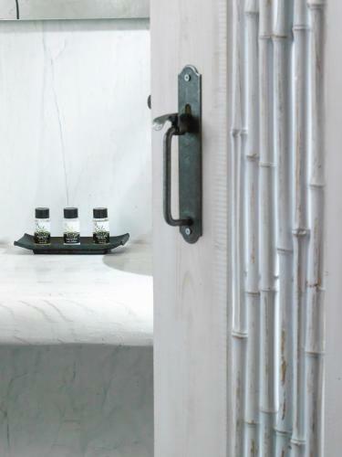 San Marino Suites