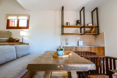 Aparthotel Anais Suites