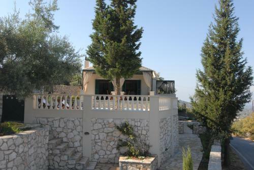 Oliviero Villas