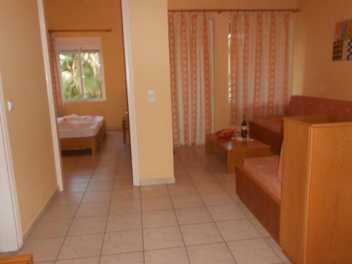Aparthotel Golden Sand Suites