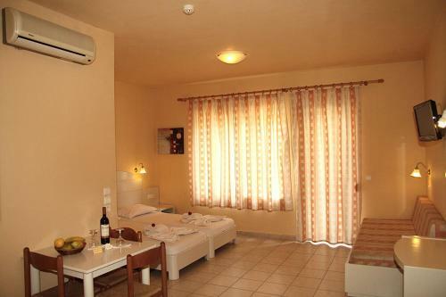 Aparthotel Golden Sand Suites