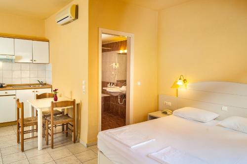 Aparthotel Golden Sand Suites