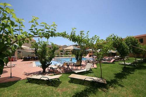 Aparthotel Golden Sand Suites