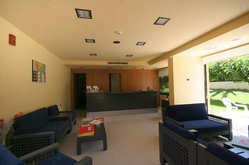 Aparthotel Golden Sand Suites