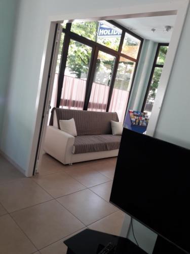 Hotel Holiday