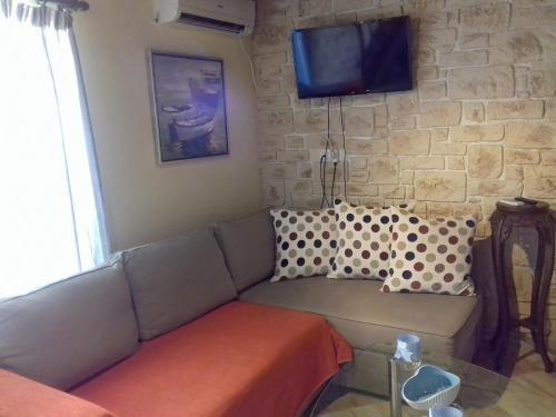 Skopelos Town House Villa