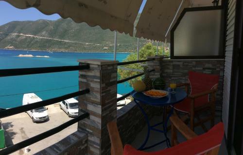 Hostal Orfeas Rooms