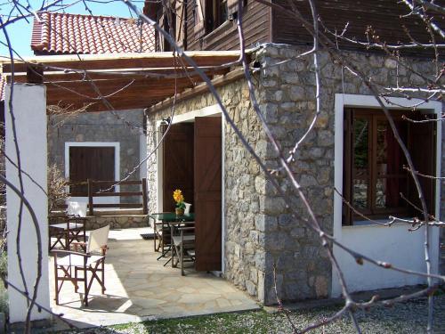 Arachova Houses