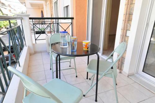 Kostas Cozy Apartment II