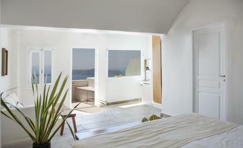 Hotel Santorini's Balcony Art Houses