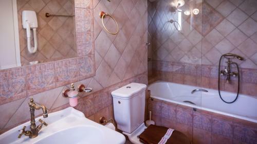 Hostal Acronafplia Pension A