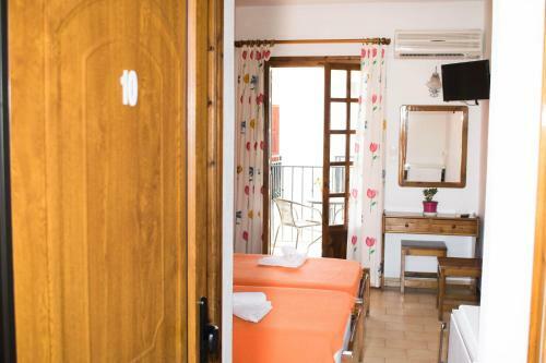Hostal Eleni's House