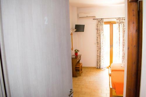 Hostal Eleni's House