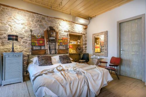 Hotel Amymone And Adiandi