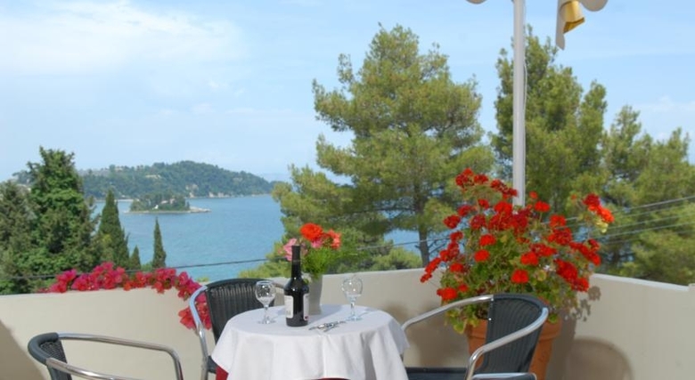 Apartamento Alexandros Villa