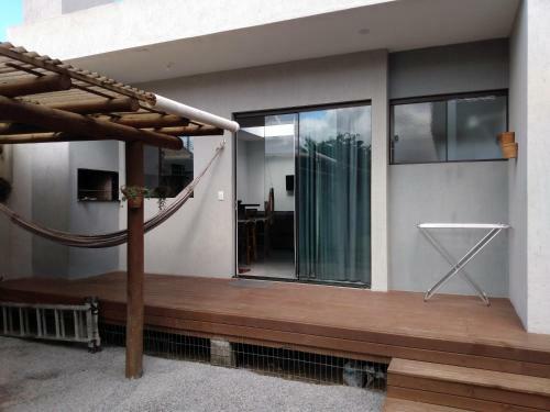 Flats Da Barrinha Da Ferrugem A 500mt Do Mar