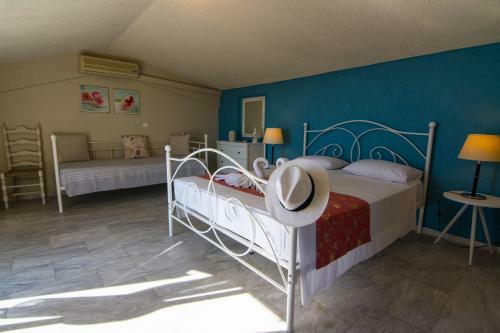 Irilena Studios And Apartments