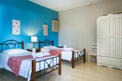 Irilena Studios And Apartments