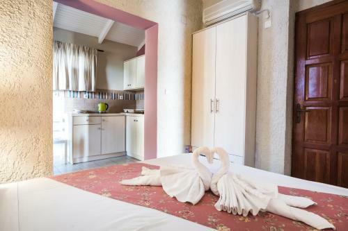 Irilena Studios And Apartments