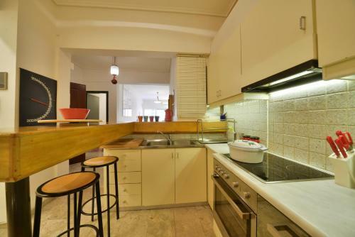 Architect Designer's Apartment In Kolonaki