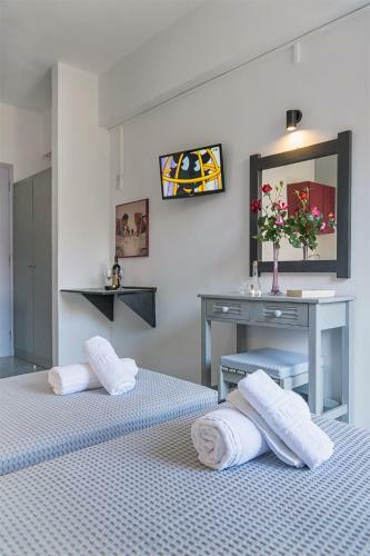 Star Apartments