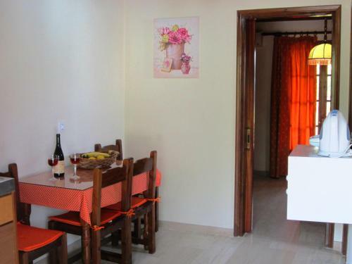 Summerlife Apartments