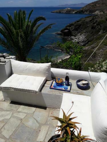 Kourtali Private Beach House