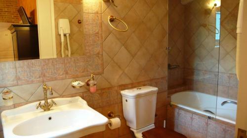 Hostal Acronafplia Pension B&d
