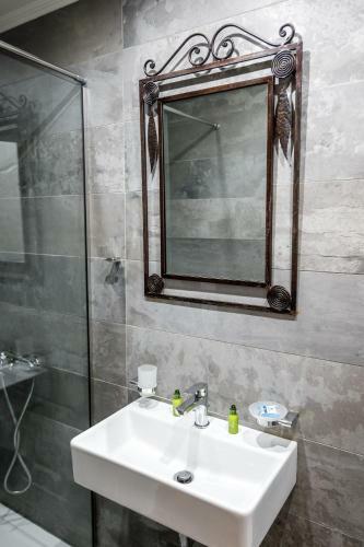Hostal Acronafplia Pension B&d