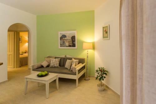 Agrimia Holiday Apartments