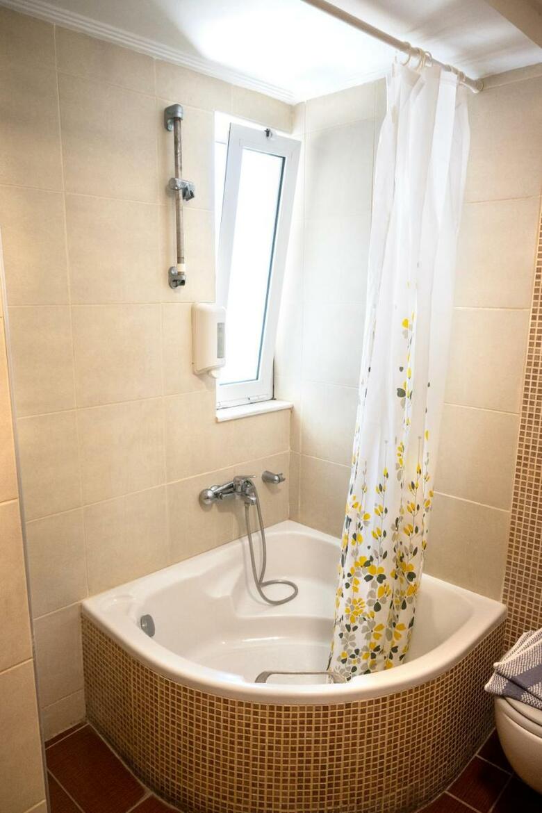 Aparthotel Bristol Sea View Apartments