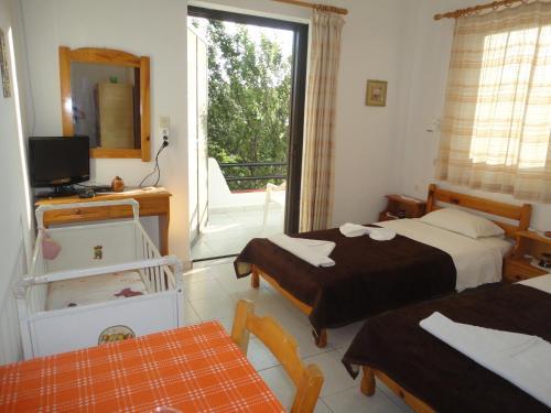 Hostal Archontika Apartments