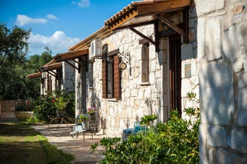 Kavos Psarou Villas