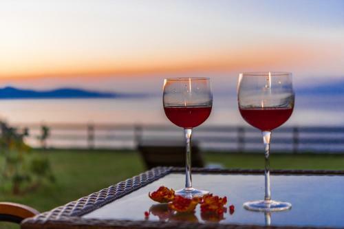 Kavos Psarou Villas