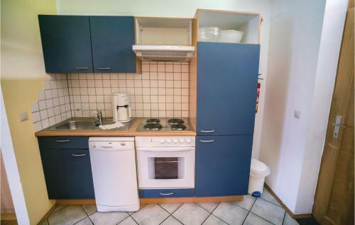 One-bedroom Apartment In St.georgen A.kreischb.