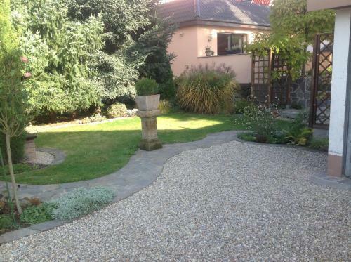 Privatzimmer Spahn In M�hlheim