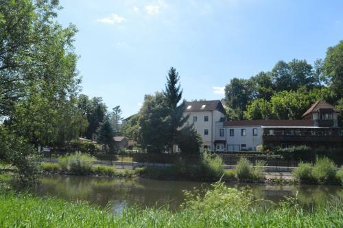 Hostal Pension Gasthaus Zum Pegel