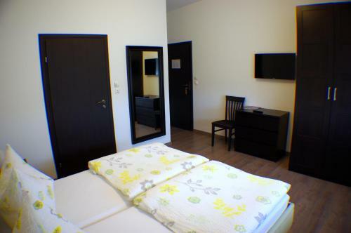 Hostal Pension Diana-parndorf