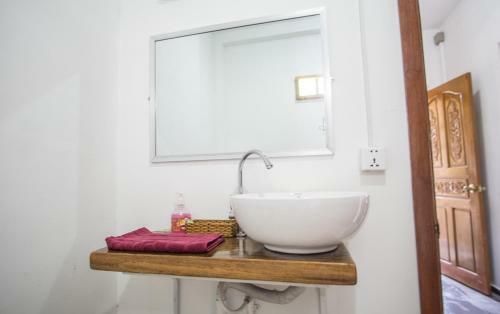 Hostal Om Home