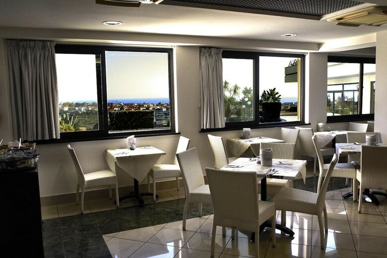 Hotel Mirabeau