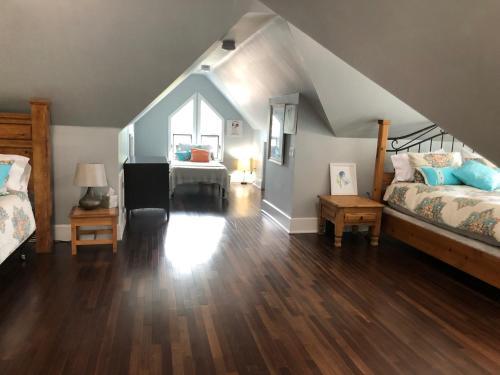 Lakehouse Heritage Bed & Breakfast