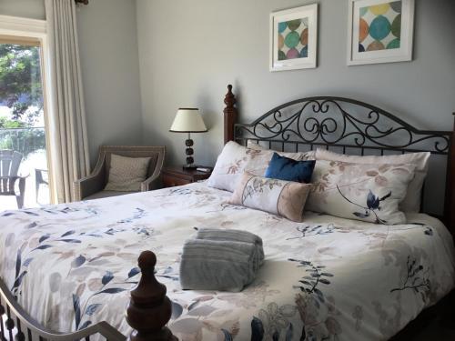 Lakehouse Heritage Bed & Breakfast