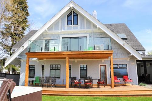 Lakehouse Heritage Bed & Breakfast