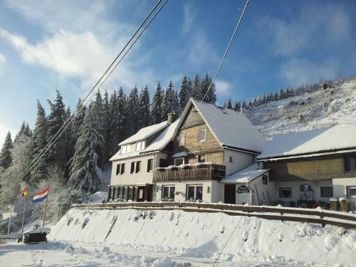 Hostal Landgasthof Nesselbach