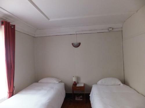 Bed & Breakfast Costanera Hostel