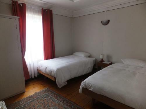 Bed & Breakfast Costanera Hostel