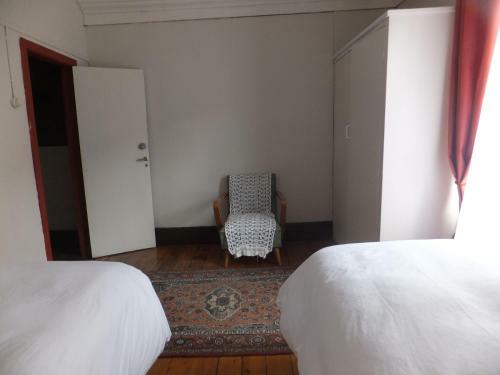 Bed & Breakfast Costanera Hostel